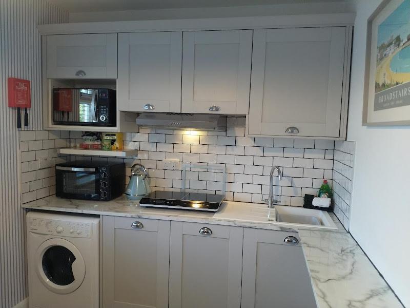 Stylish Holiday Let In Central Broadstairs Lägenhet Exteriör bild